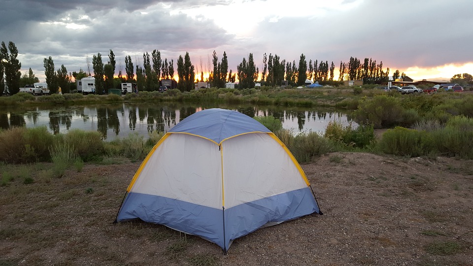 tent-1043518_960_720